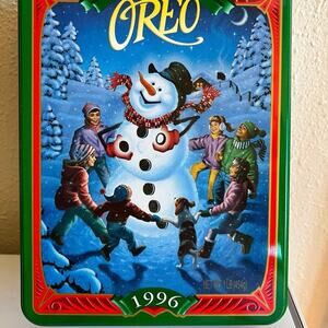 Vintage The snowman game OREO COOKIE TIN 1996, 8 x 6 x 2 1/2”
